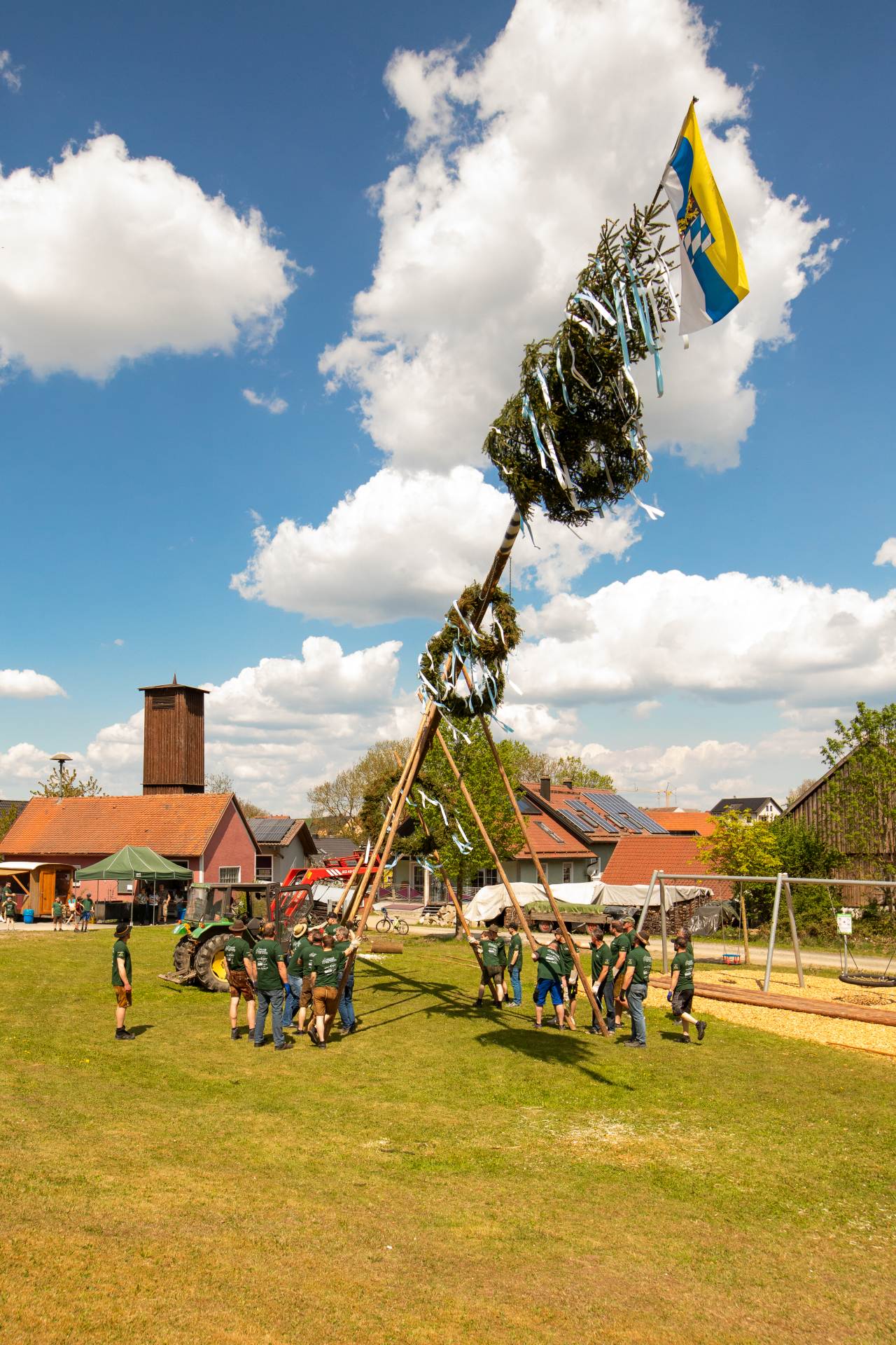Maibaumaufstellen 2025 FF Kleinschwand